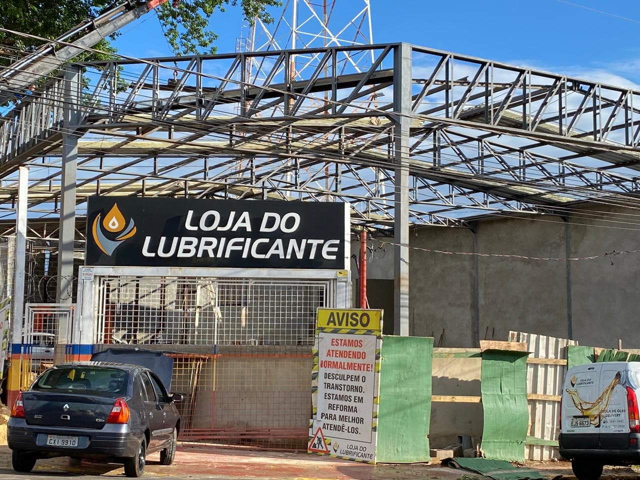 Estrutura metálica industrial montada pela Estrutuaço — Loja do Lubrificante