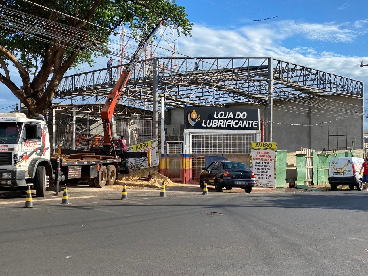 Galpão metálico em construção pela Estrutuaço em Jardinópolis